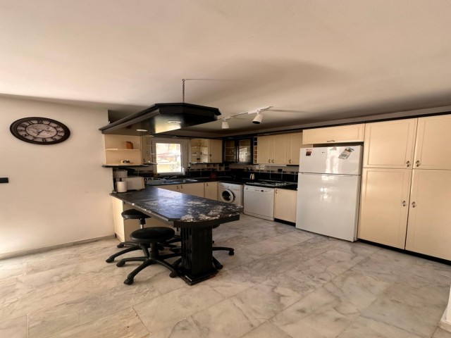 CLUB KONAK GARDEN 4+1