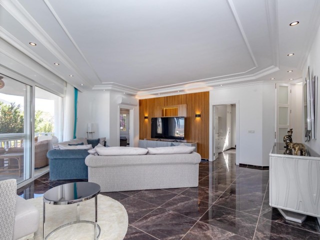 VILLA GOLDBAU 