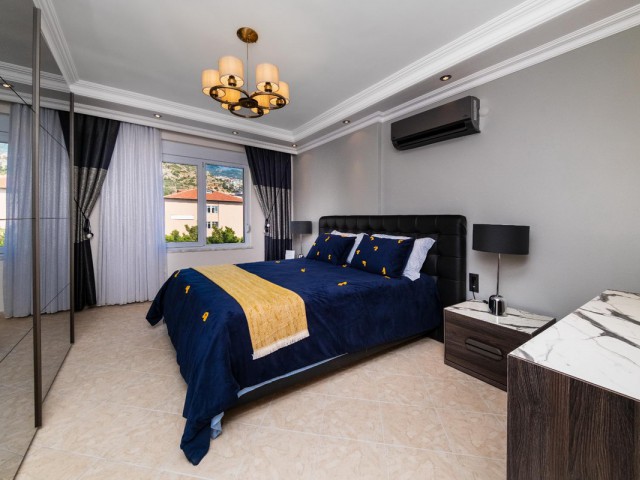 Cleopatra Apartment