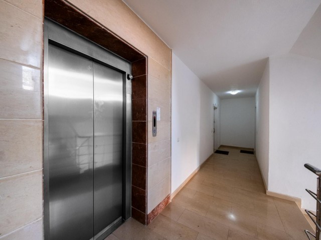 Cleopatra Apartment