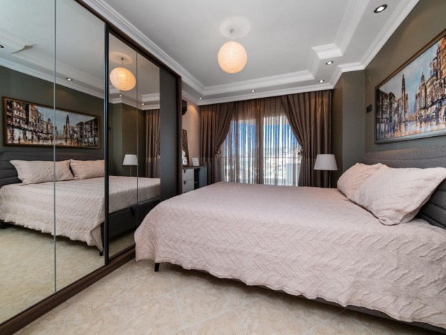 Cleopatra Apartment