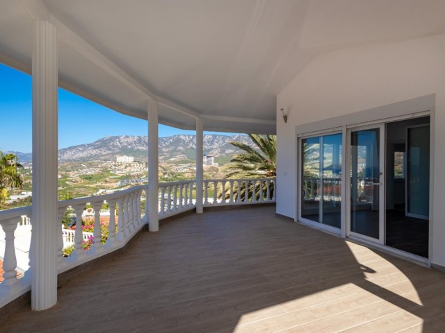 VILLA GOLDBAU 