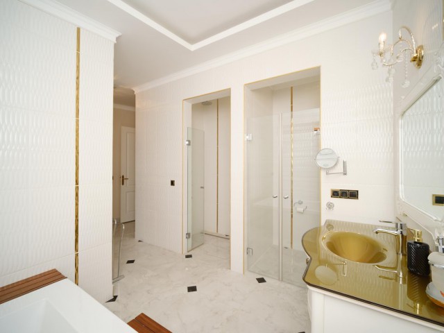 OBA SEA SIDE PENTHOUSE