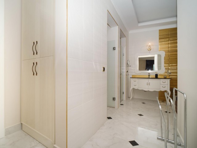 OBA SEA SIDE PENTHOUSE