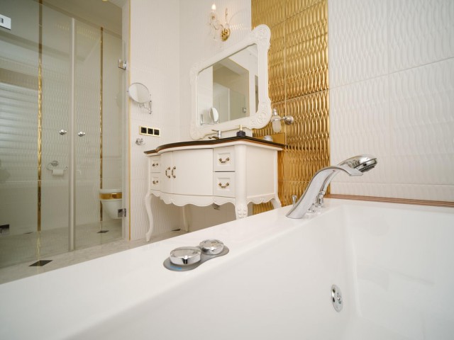 OBA SEA SIDE PENTHOUSE