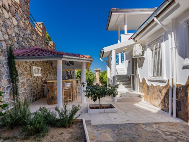 VILLA GOLDBAU 
