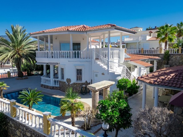 VILLA GOLDBAU 